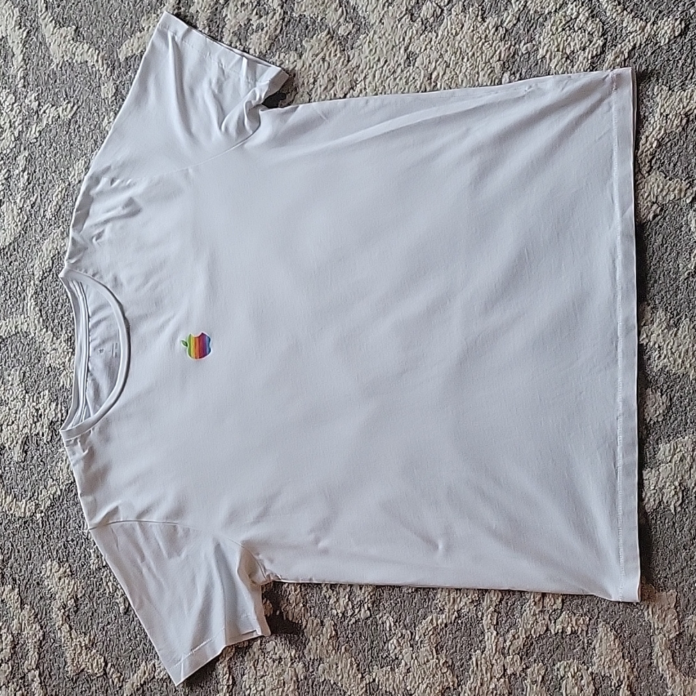 Rainbow Apple Campus Park Visitor Center T Shirt Large